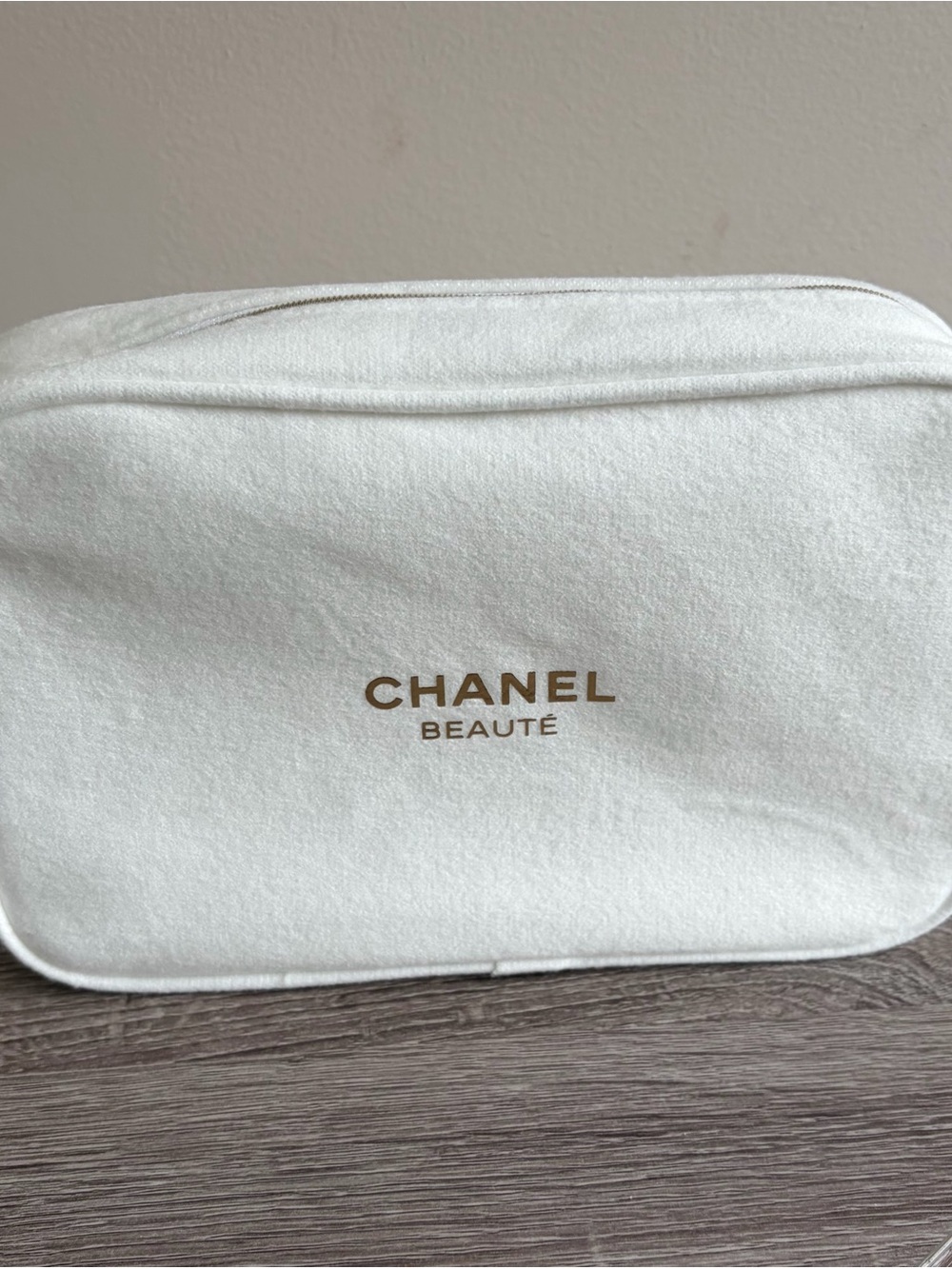 CHANEL Beauté Cream Travel Cosmetic Pouch with Gold Logo
